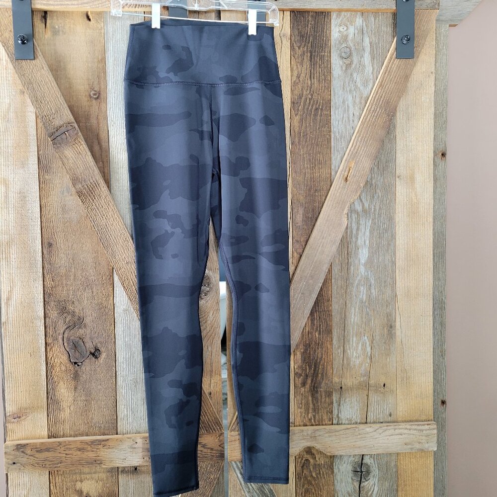 ALO Yoga  High-Waist Camo Vapor Legging